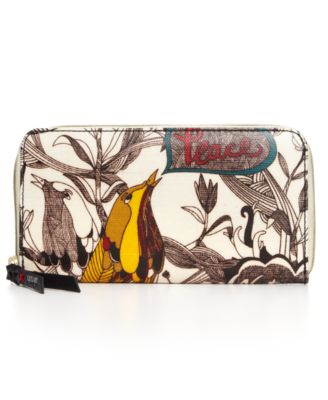 The Sak Handbag, Artist Circle Large Wallet