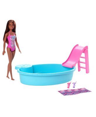 Barbie® Doll and Playset image number null