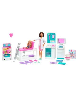 Barbie Fast Cast Clinic image number null