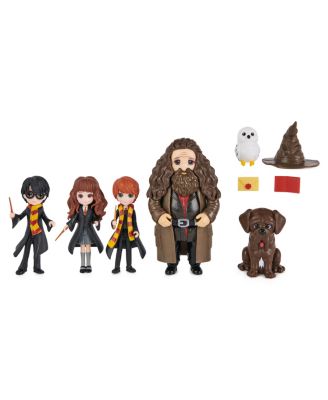 Wizarding World, Harry Potter Magical Minis First-Year Set with 4 Figures, 2 Creatures and 3 Accessories, Kids Toys for Girls and Boys Ages 5 and up