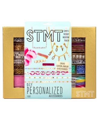 STMT Personalized Accessories 609 Piece Set