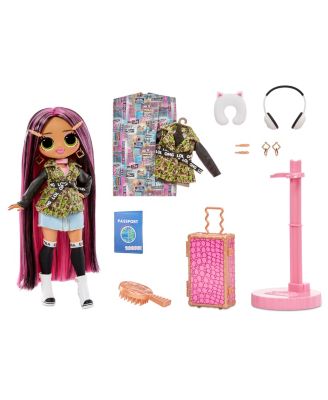LOL Surprise! OMG Travel Doll- City Babe