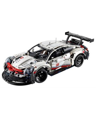 Lego Unveils an Insanely Detailed 1,580-Piece Porsche 911 RSR