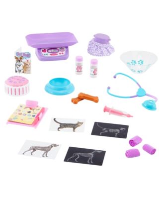 Journey Girls Pet and Vet Center Set, 25 Pieces image number null