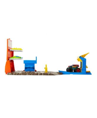 Hot Wheels Monster Trucks Blast Station Playset, 2 Pieces image number null