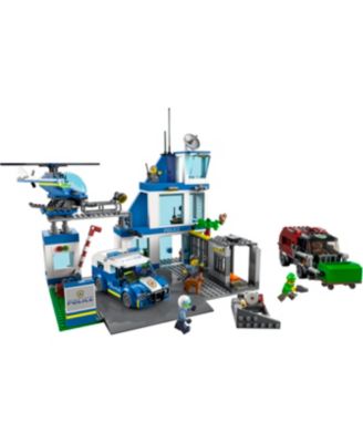 Toys r us lego police online station