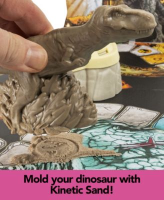 Jurassic World Dominion, Stomp N Smash Board Game Sensory Dinosaur Toy with Kinetic Sand Jurassic Park Movie Family Game, for Kids Ages 5 & up image number null