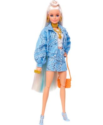 Barbie Extra Doll and Accessories image number null