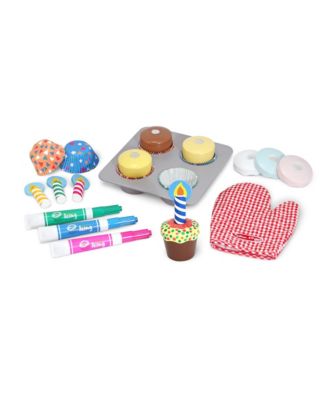 Melissa and Doug Toy, Bake  and Decorate Cupcake Set