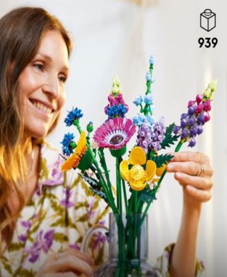 LEGO® Icons Wildflower Bouquet 10313 Building Set, 939 Pieces image number null