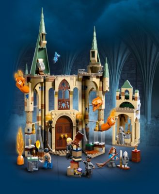 LEGO® Harry Potter Hogwarts Room of Requirement, 587 Pieces image number null