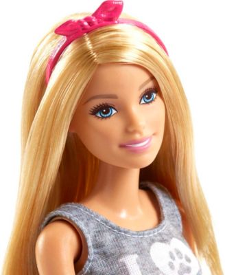 Barbie Dolls and Pet Playset image number null