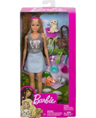 Barbie Dolls and Pet Playset image number null