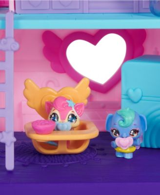Hatchimals Alive Hatchi-Nursery Playset with 4 Mini Figures in Self-Hatching Eggs image number null
