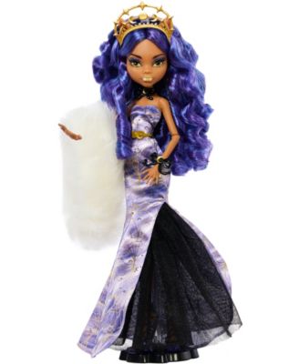 Monster High Winter Howliday Fashion Doll image number null