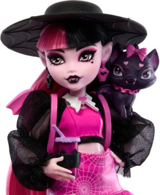Monster High Draculaura Fashion Doll with Pet Count Fabulous and Accessories image number null