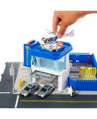 Matchbox Action Drivers Matchbox Police Station Dispatch Playset image number null