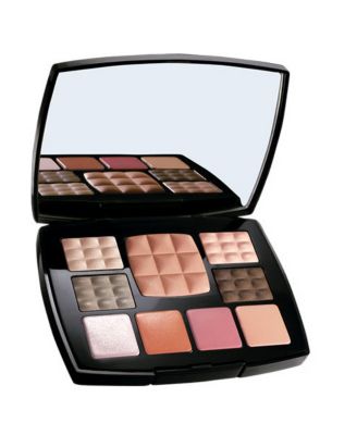 CHANEL Collection ESSENTIELLE DE CHANEL Multi-Dose Make-Up Palette