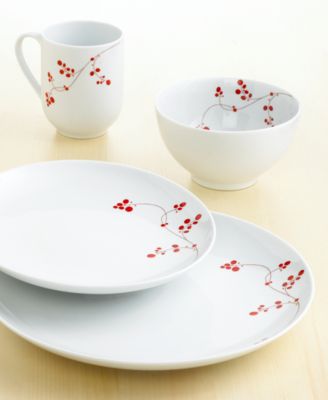 mikasa red berries
