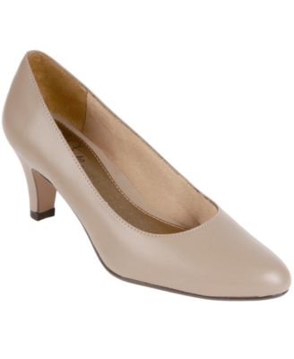 Life Stride Sable Pumps