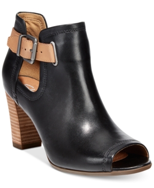clarks artisan booties