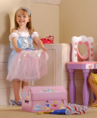 Disney Princess 23 Piece Dress-Up Trunk
