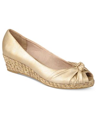 Life Stride Latrosse Wedges