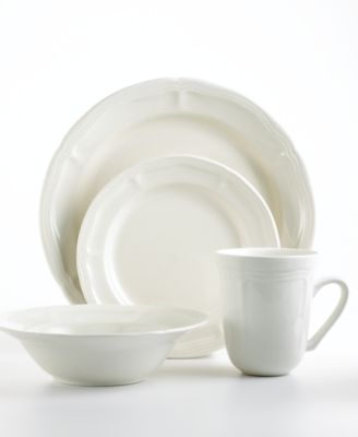 Thomson Pottery Dinnerware, Bianca 16 Piece Set
