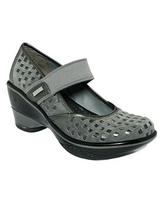 ... 1.macysshopproductjambu-shoes-england-flats%3FID%3D613441