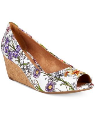 clarks burmese art wedge