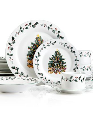 Gibson Dinnerware, Tree Trimmings 20 Piece Set