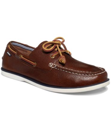 mens boat shoes macys