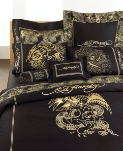 Bedspreads Dragon on So Again  Be Sure To Check Out These Kick Ass Ed Hardys And Show Off