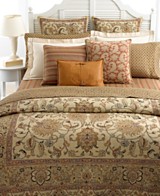 Luxury Bedding Sets: Buy Luxury Bedding Sets at Macy&#39;s