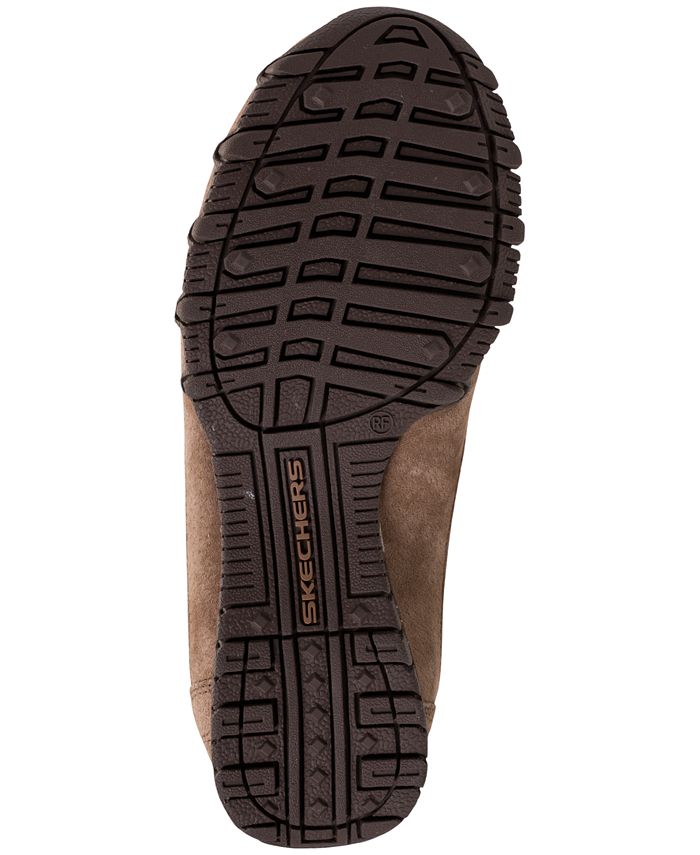 curved shoes for walking