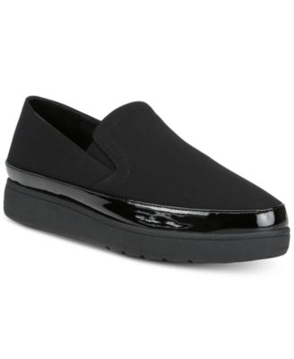 donald pliner black flats