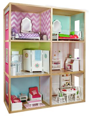 doll house girl