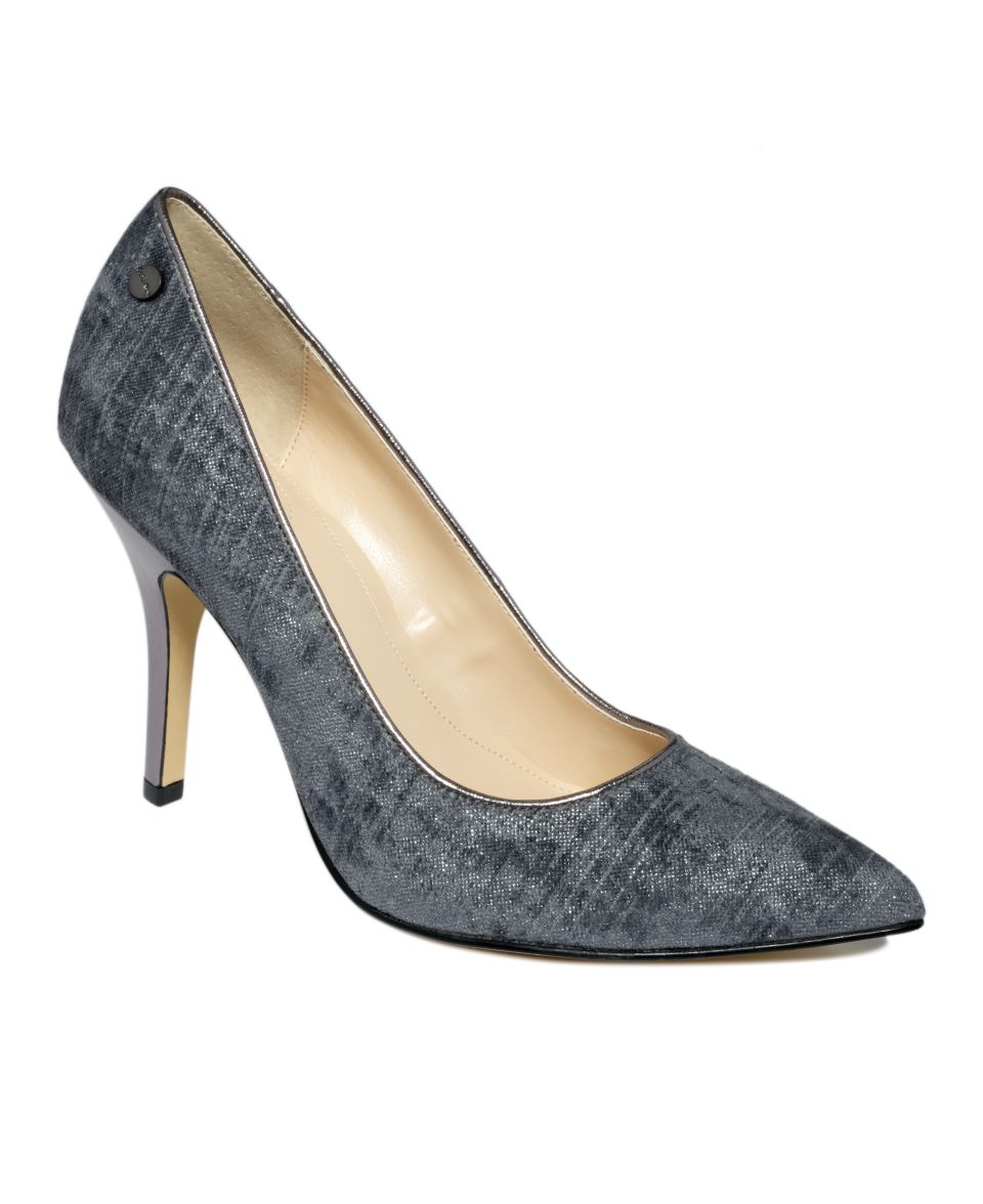 Calvin Klein Womens Natalie Pumps   Shoes