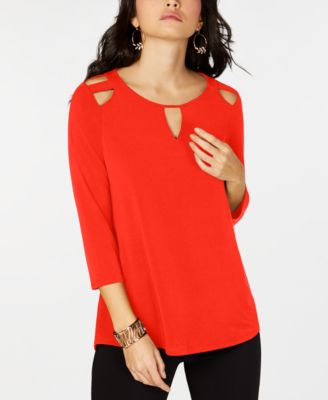 keyhole cutout top