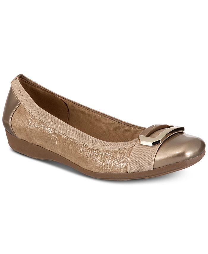 anne klein flats with bow