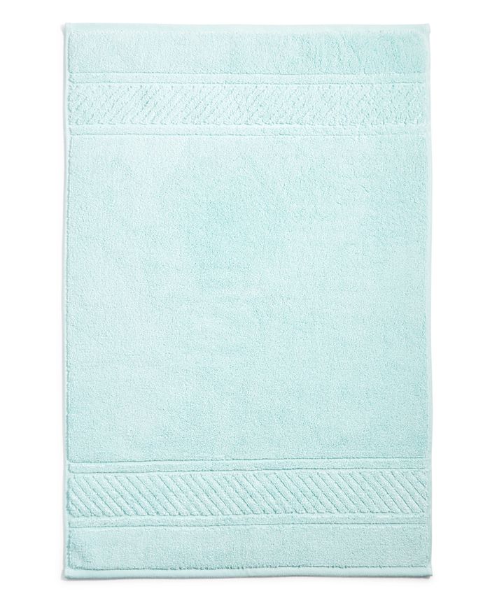 Martha Stewart Collection 20 X 30 Spa Tub Mat Created For Macy S Reviews Bath Rugs Bath Mats Bed Bath Macy S