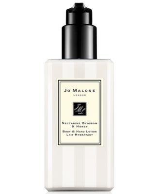 nectarine blossom & honey jo malone london