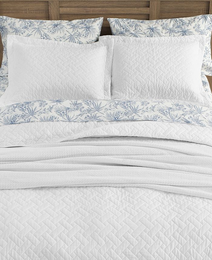 Twin bedding is great in a guest room. tommy bahama solid white quilt set twin