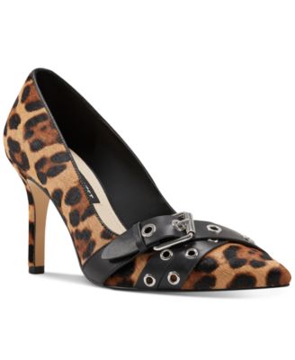 buckle pumps