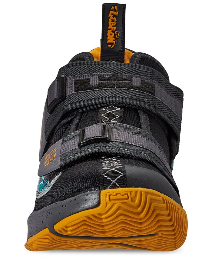 boys lebron soldier 13