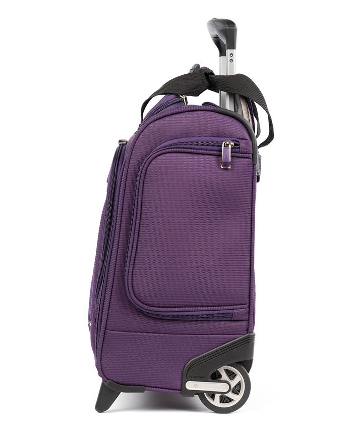 Travelpro Walkabout 5 Softside Rolling UnderTheSeat Bag & Reviews