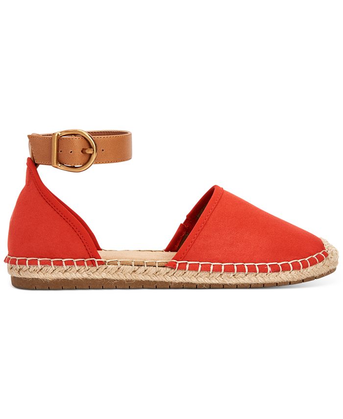 paminaa flat sandals