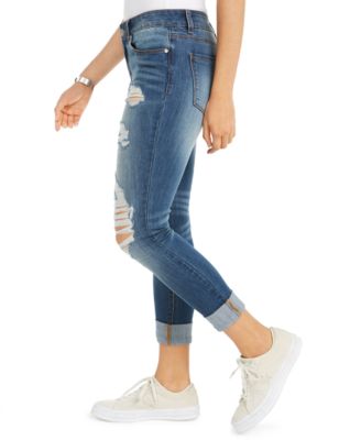 jeans with rolled cuffs