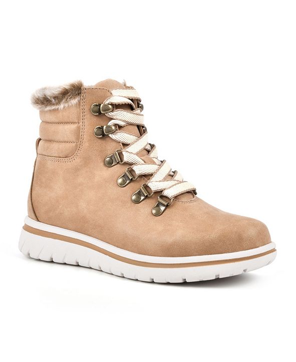 cliffs by white mountain lace up boots