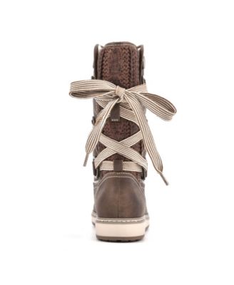 white mountain tivia boot